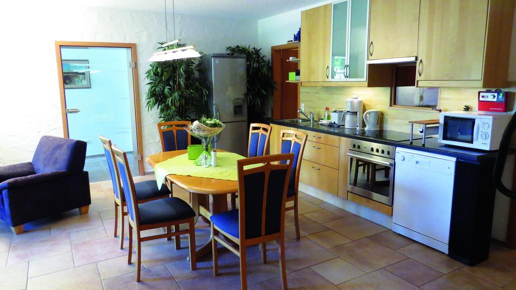 Wellness Apartments Sophienhoehe Am Teich Mechernich Phòng bức ảnh