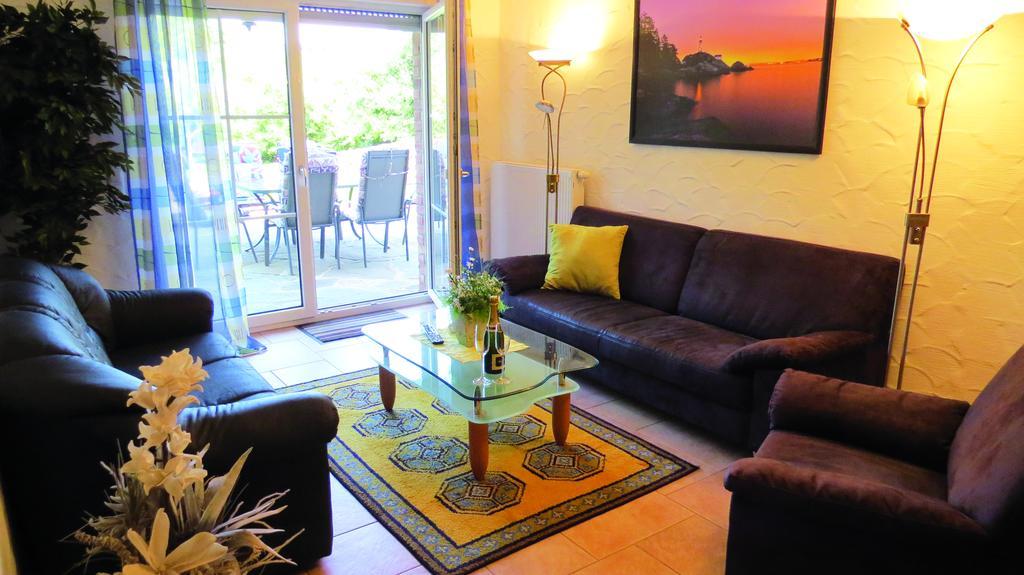 Wellness Apartments Sophienhoehe Am Teich Mechernich Phòng bức ảnh